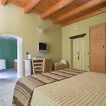 Su Dandaru, The Castle View House דירה בוסה