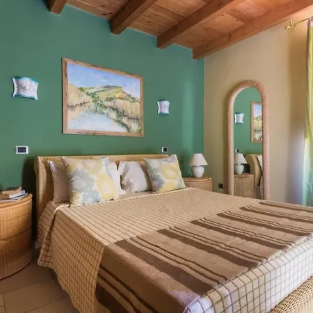 Apartment Su Dandaru, The Castle View House Bosa