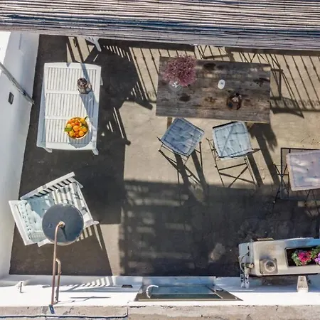 Apartman Su Dandaru, The Castle View House